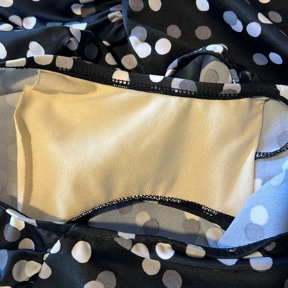 Trimshaper Womens Polka Dot One Piece Swimsuit Size 18W - Picture 13 of 13